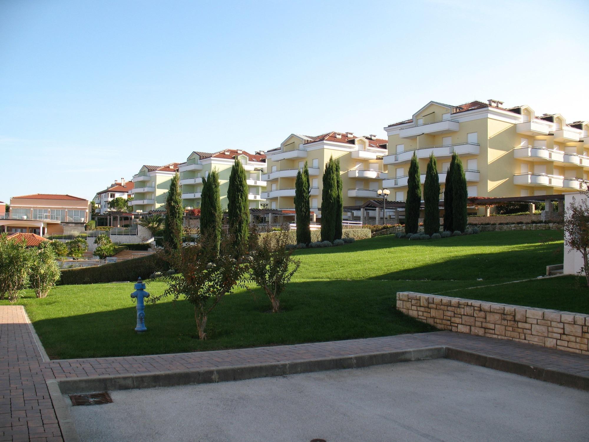سافودغيا Skiper Apartments & Golf Resort المظهر الخارجي الصورة